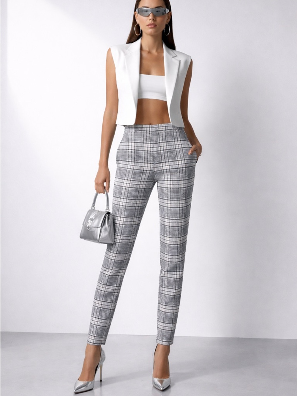 Vero Moda Gray Plaid Skinny Pants